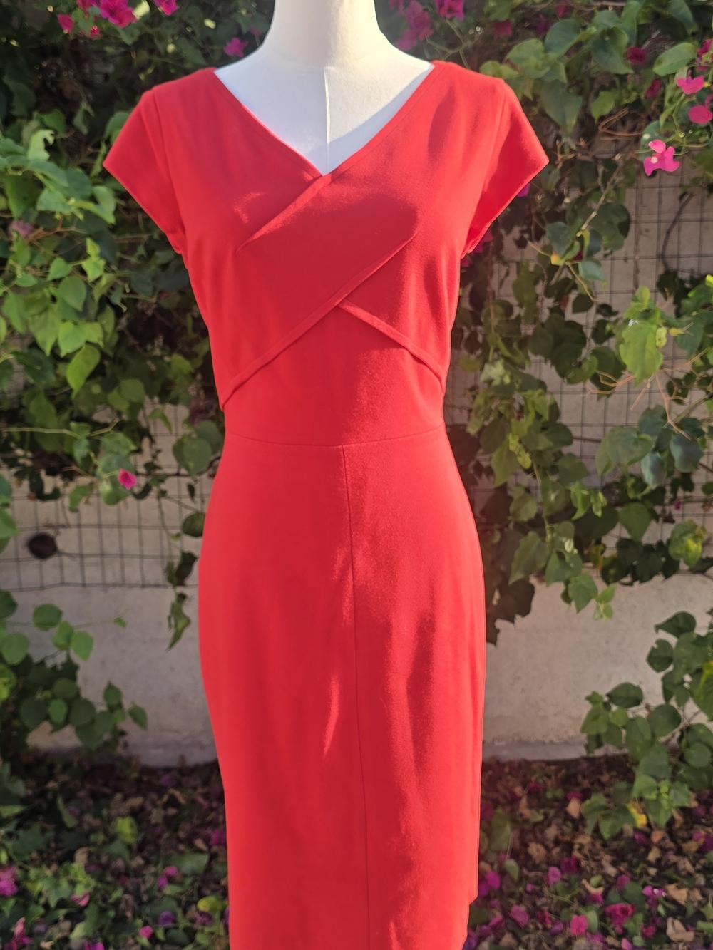 Classiques Entier Red V-Neck Midi Dress